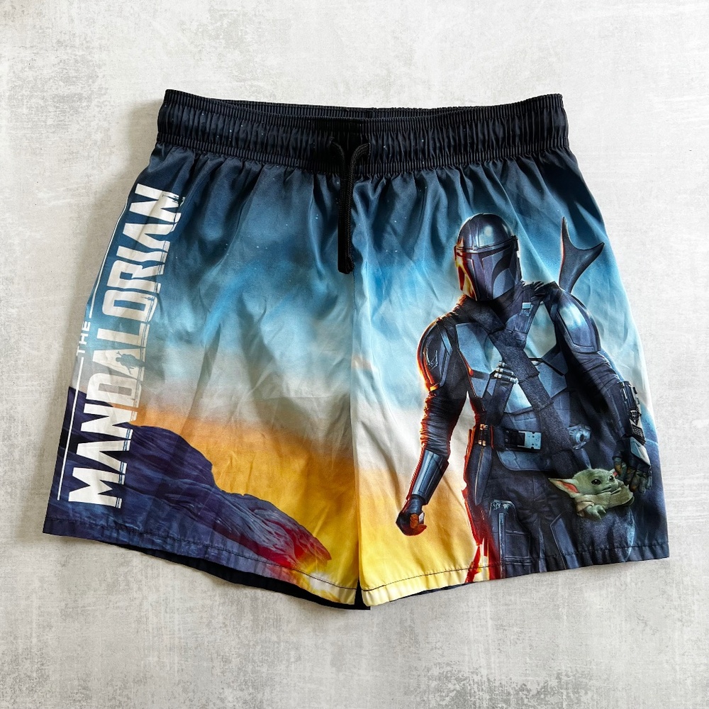 The Mandalorian Star Wars Boys Swim Trunks (RARE!) / Size 8-10 Youth